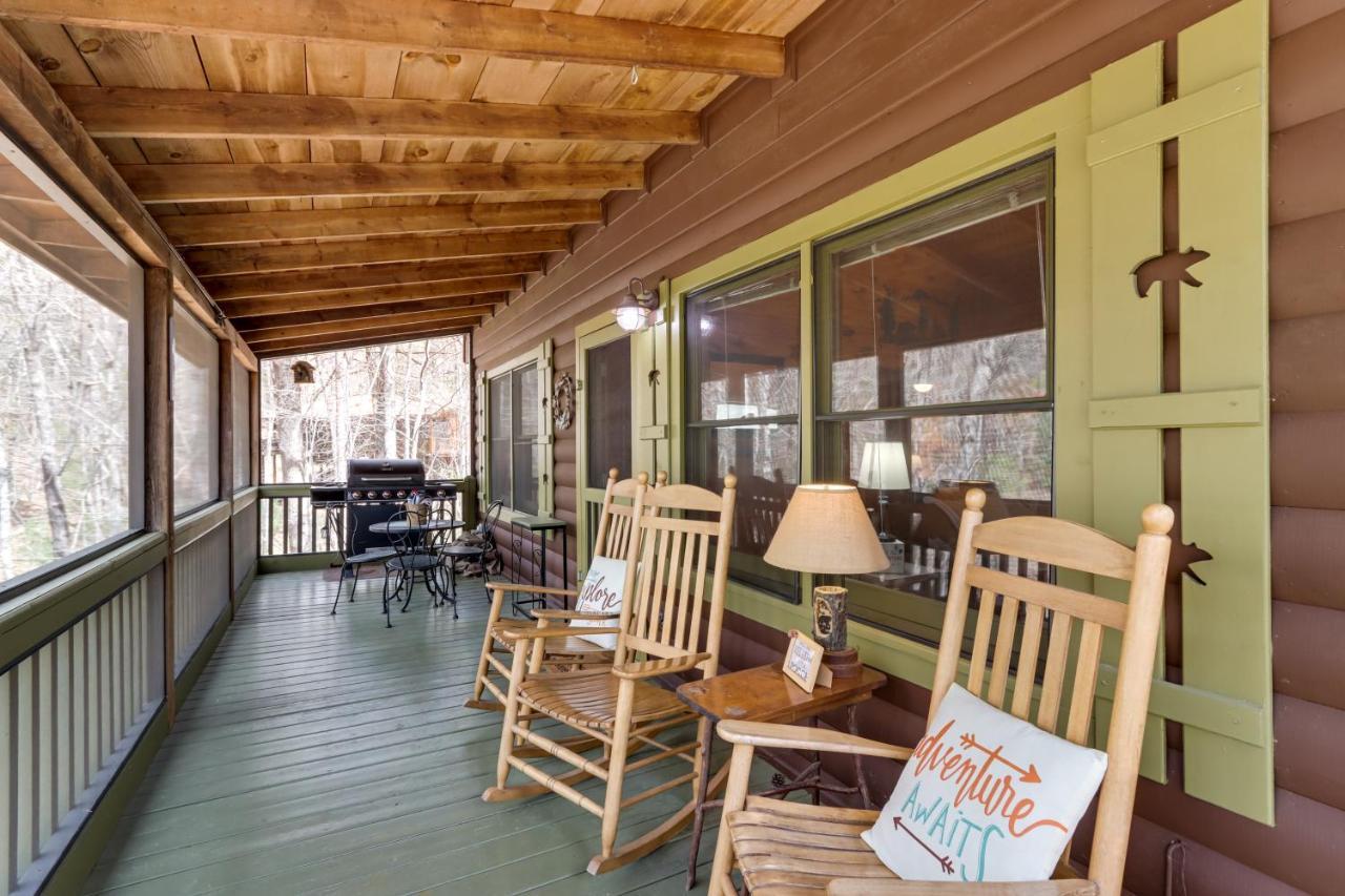 Blue Ridge Cozy Cabin In The Woods With Hot Tub! 외부 사진