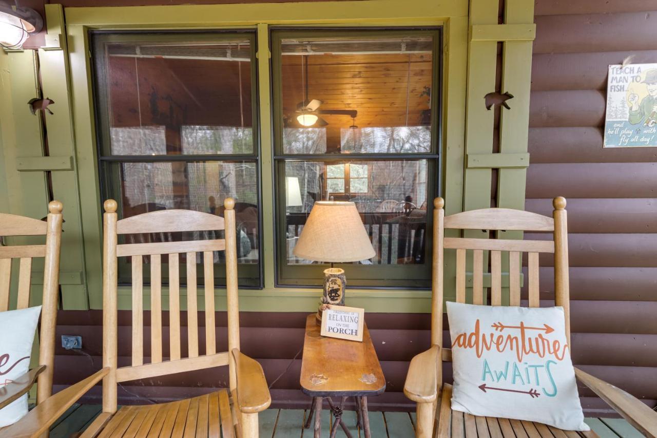 Blue Ridge Cozy Cabin In The Woods With Hot Tub! 외부 사진